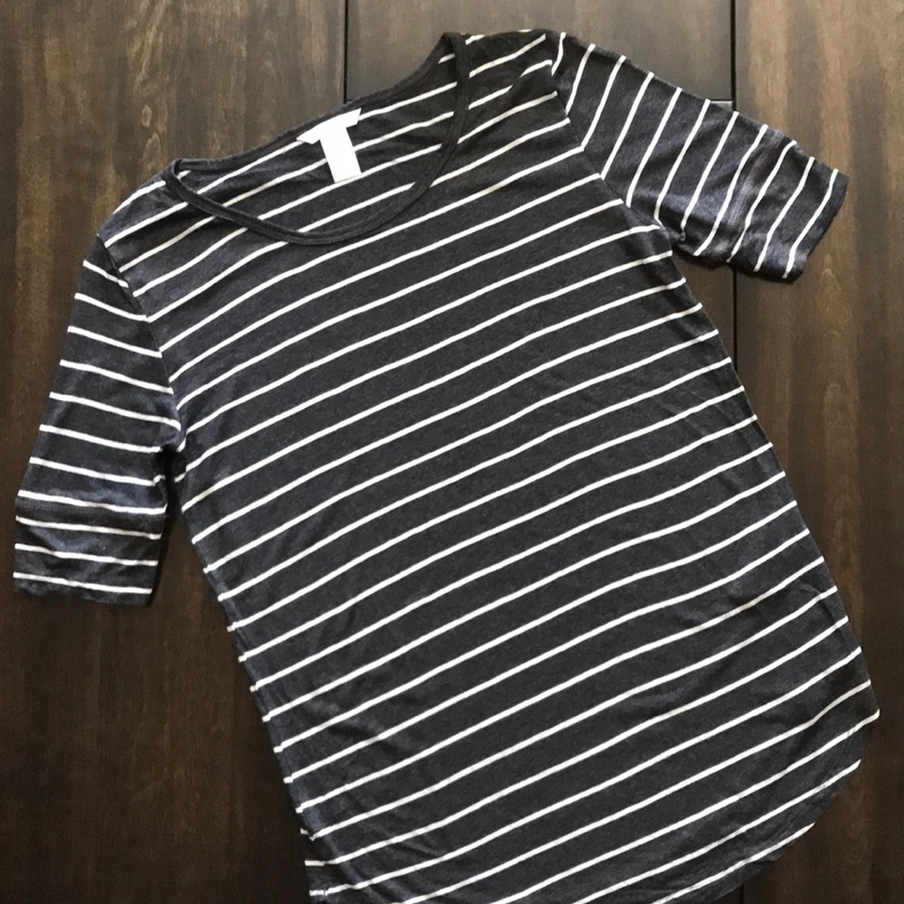 H&M Elbow Length Tee